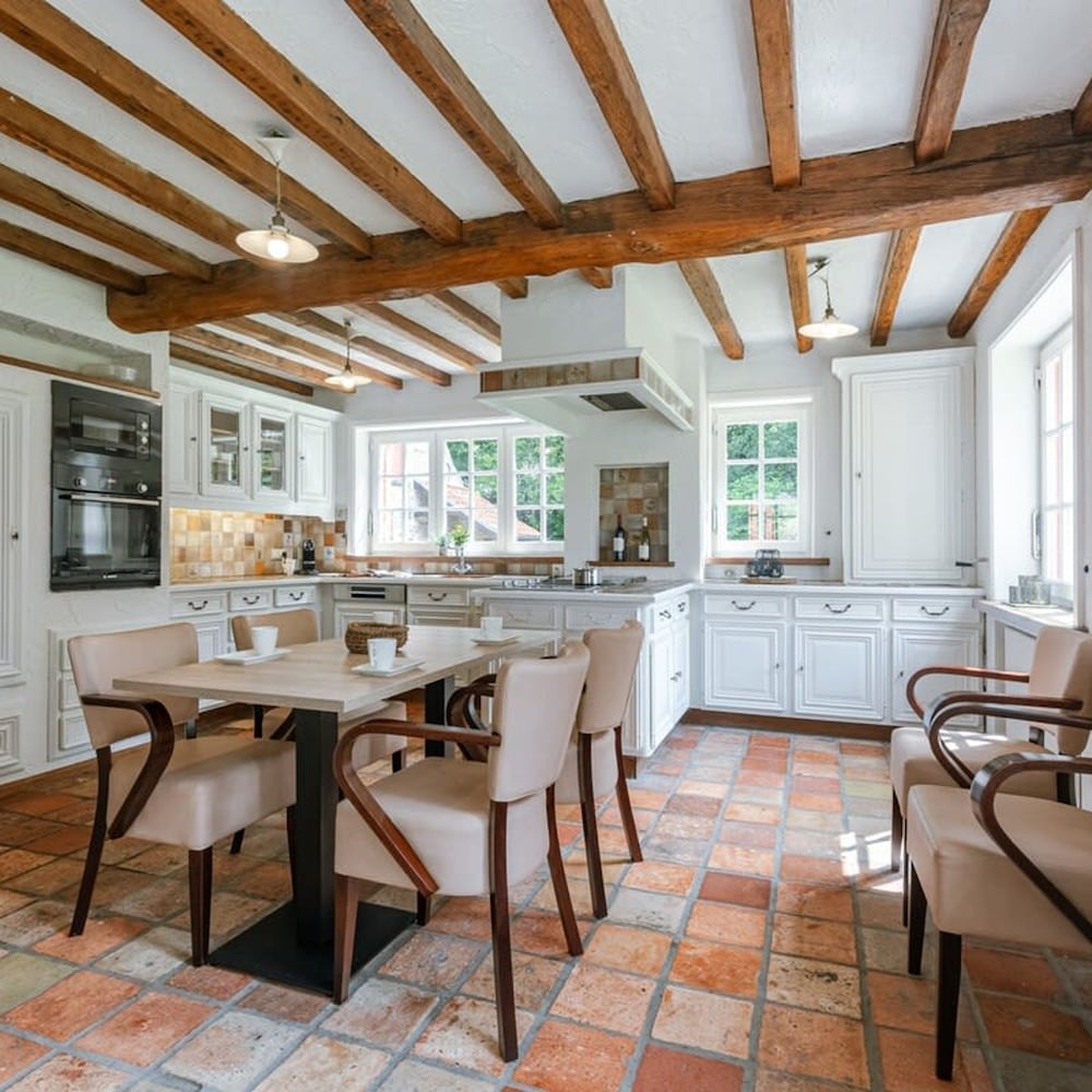 Authentic Villa Amore Located Near Bruges