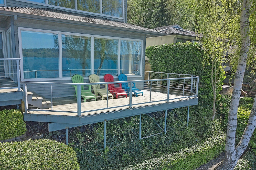 Four Stone Beach House