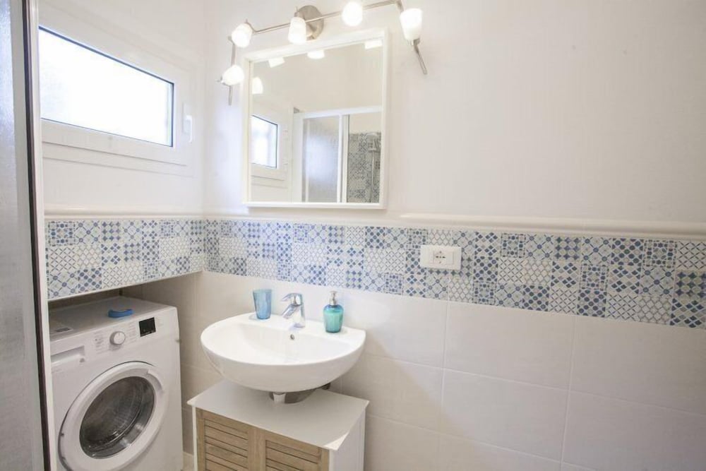 Bilocale Koala en Capoliveri — bathroom