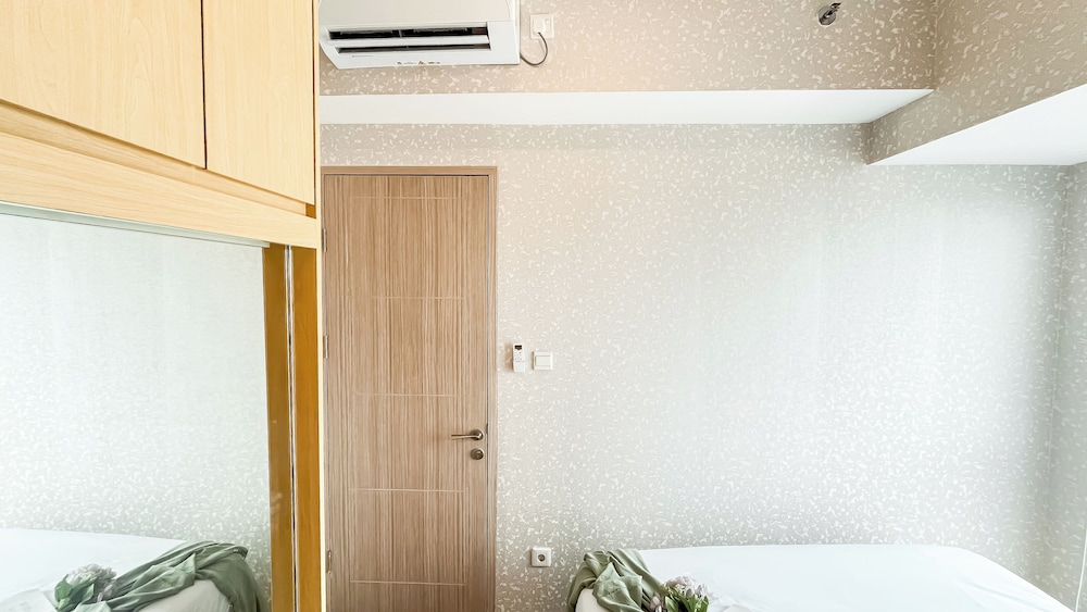 Minimalist Wooden Tone 2Br At Tokyo Riverside Pik 2 Apartment