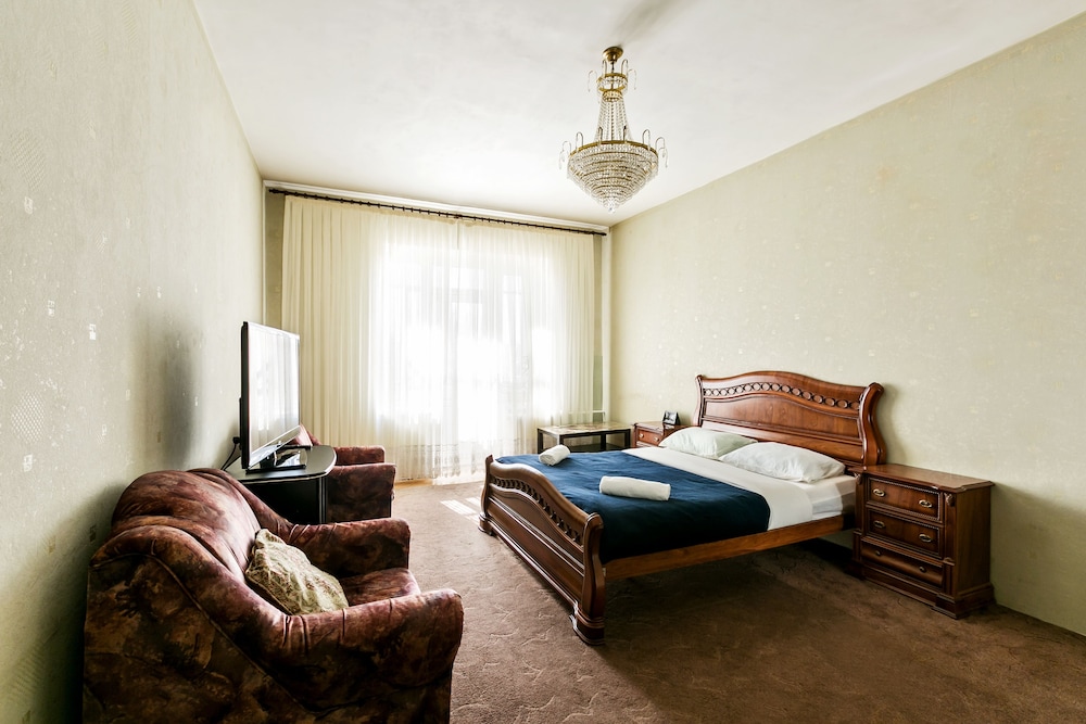 MaxRealty24 Universitet