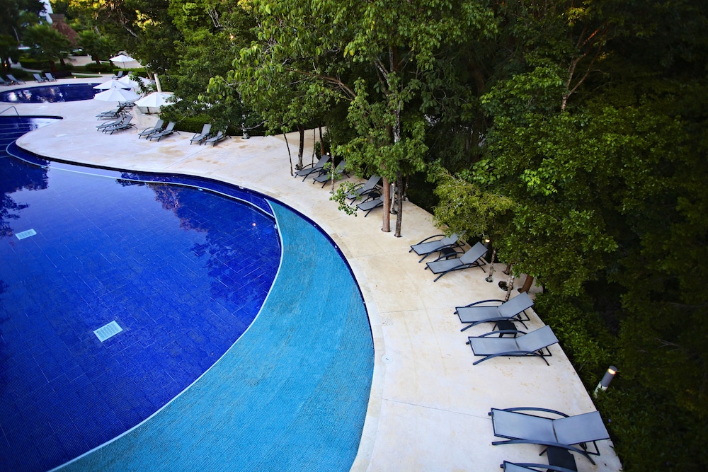 Cancun Vacations - Bahia Principe Luxury Sian Ka'an - Adults Only - All Inclusive - Property Image 2