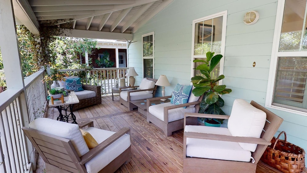 1616 Jones Avenue by Tybee Vacation Rentals