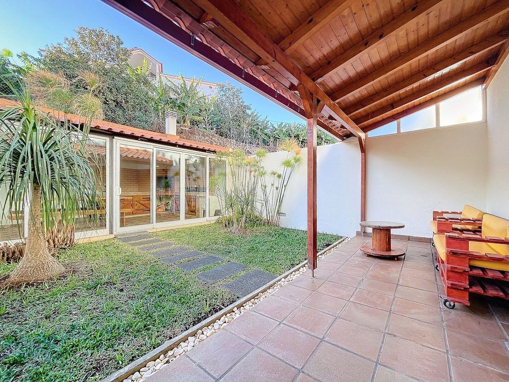 Eddys House by Atlantic Holiday