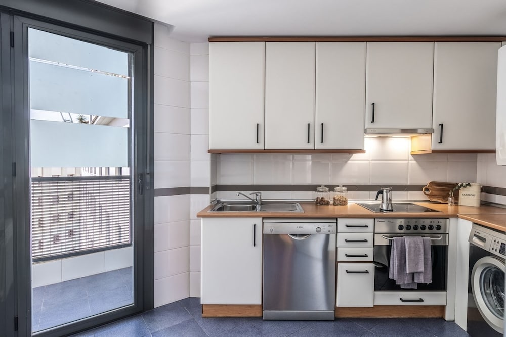 Brezza - 1 Bedroom and Terrace in Goya