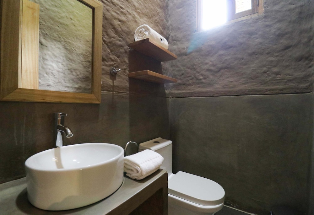 w Majestic 3BR House in Villa Sagrado
