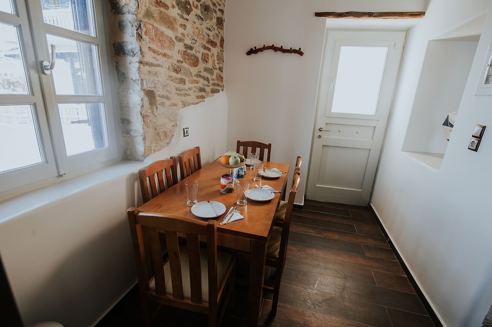 Amorgis Seaside Villa photo 2