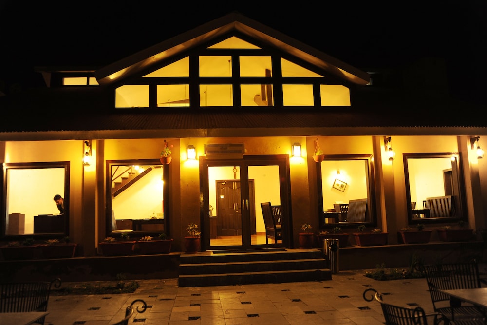 Aamod Dalhousie
