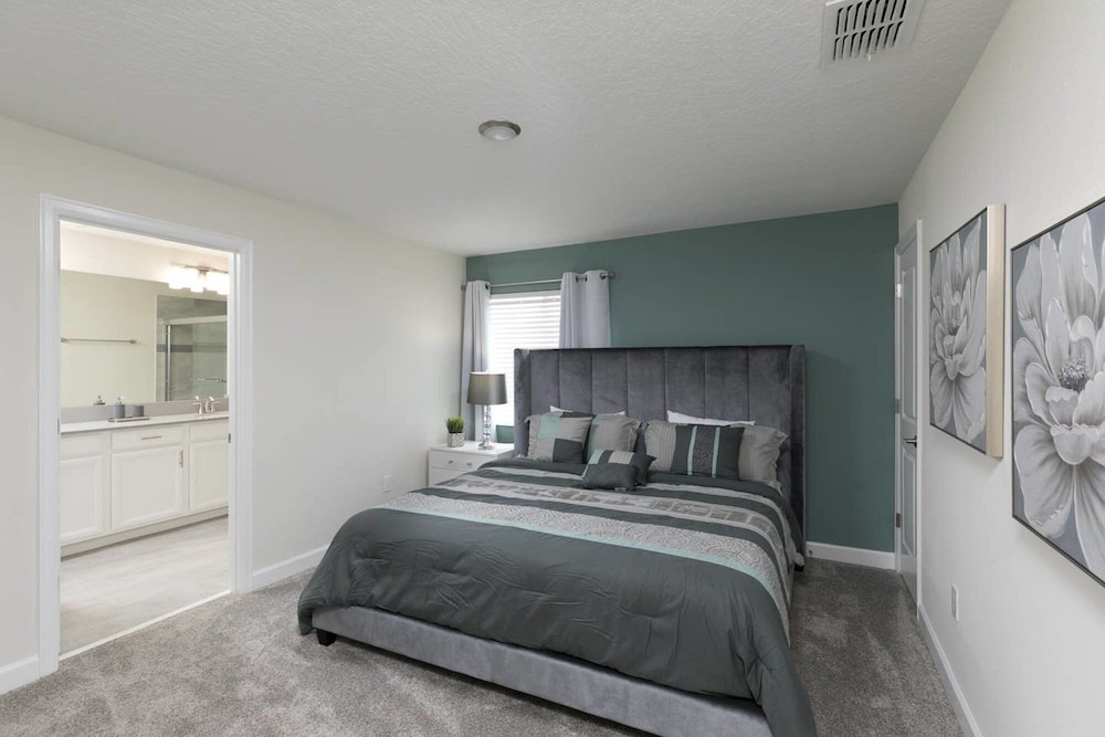 Great Villa Near Disney With Themed Bedroom - Image 3