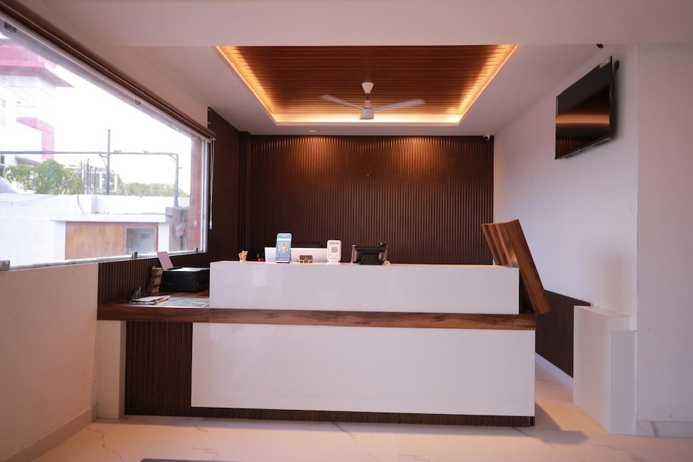 Hotel Sahaya Arasi