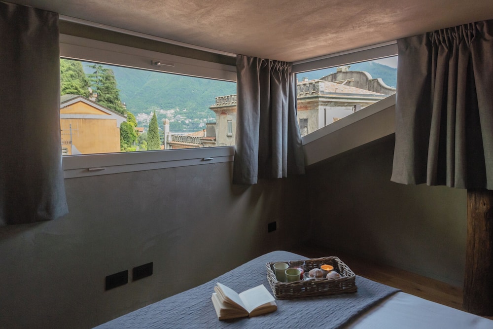 Urio's Castle Suites by Rent all Como