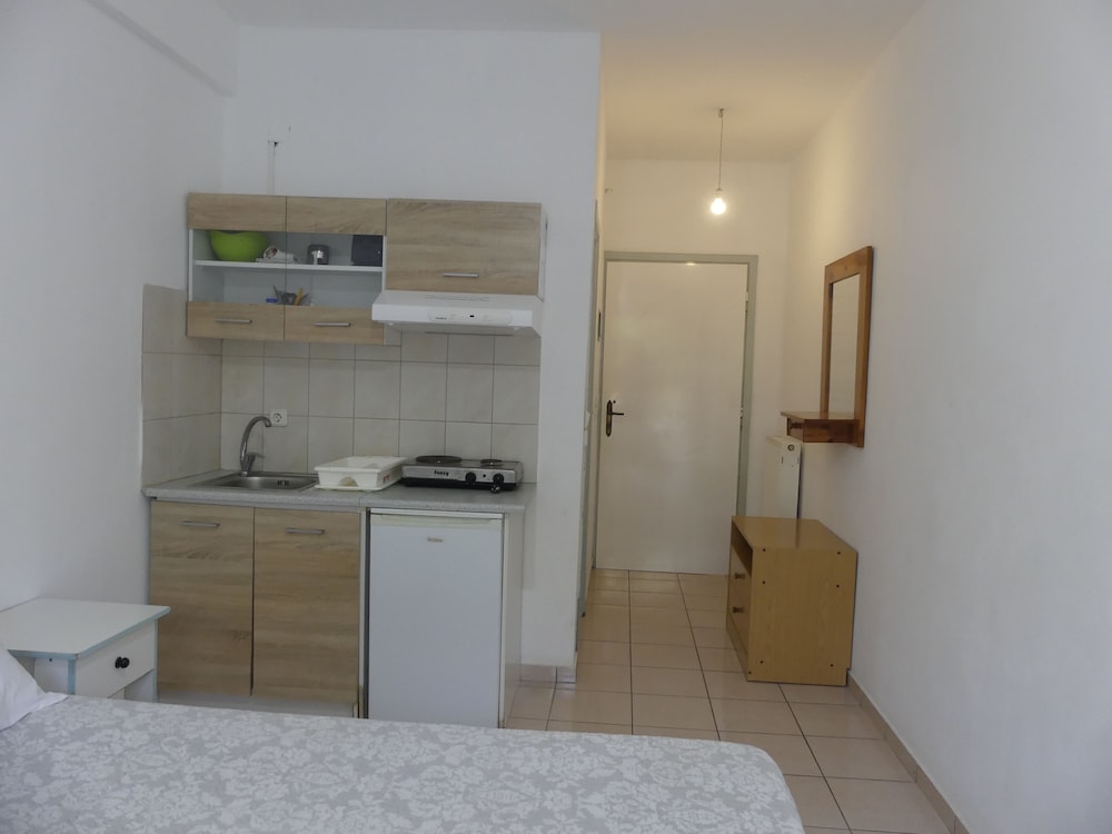 AMZ Apartments