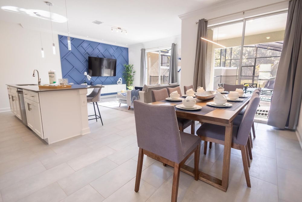 2541 RT Ultimate Family Adventure 4 Beds