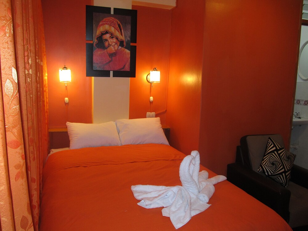 Asiriy Guest House