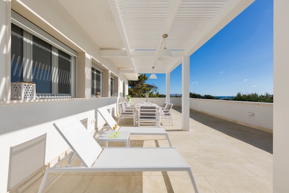Villa Del Conte photo 2
