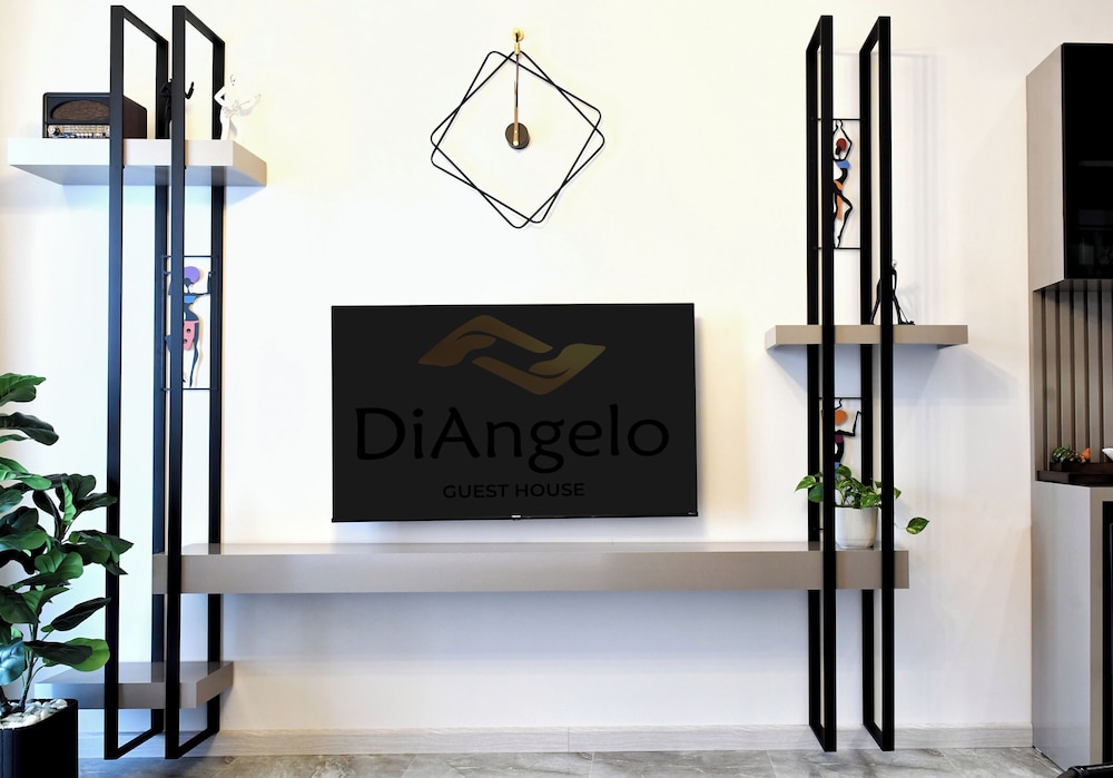 DiAngelo Guesthouse