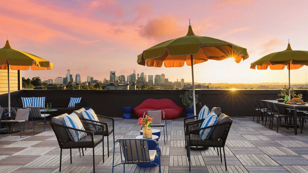 The Carter by Avantstay 3rd Floor, 15 Bedrooms