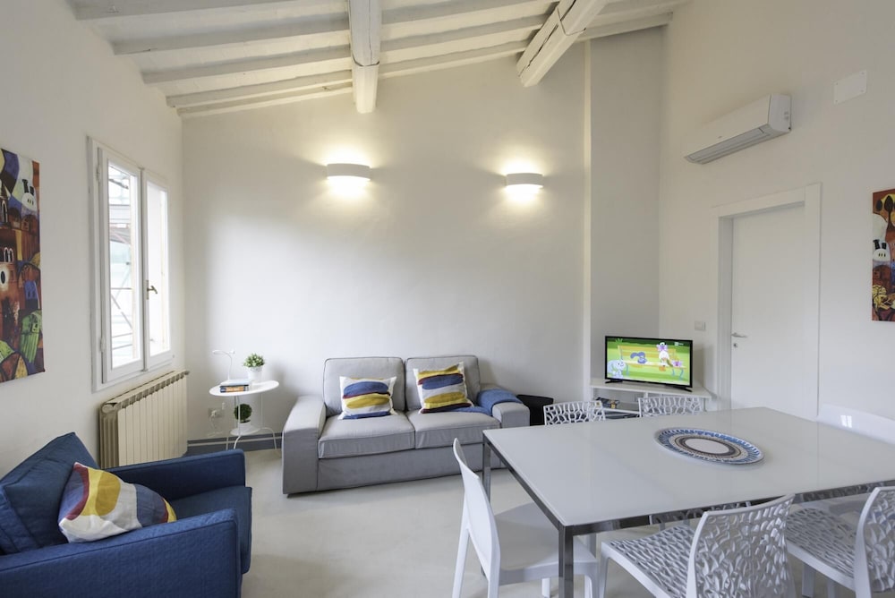 Faenza 73 in Firenze