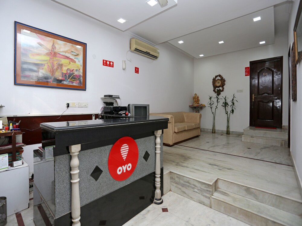 OYO 1879 Hotel Imperial Inn
