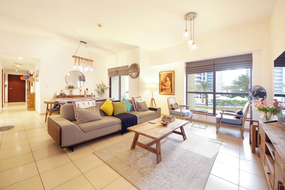 Silk Valley-Luxury 2B close to Beach