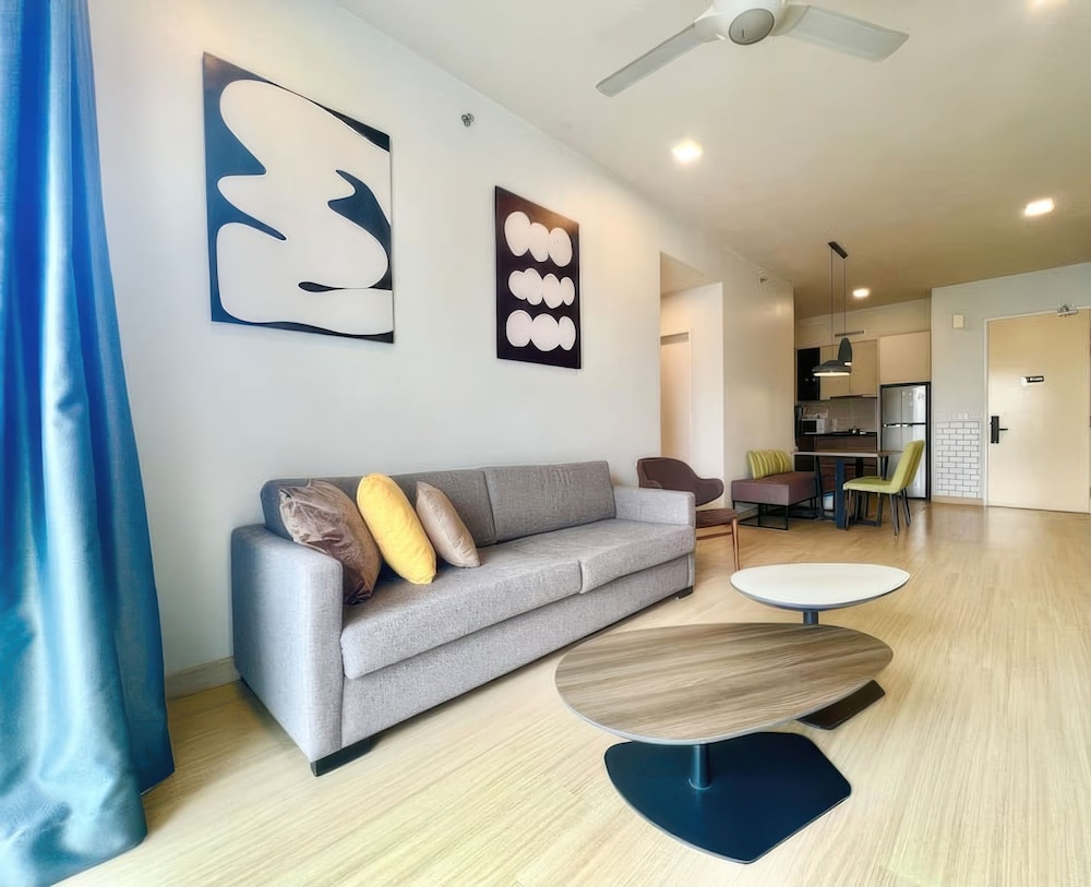 Windmill Upon Hills Retreat Apartments