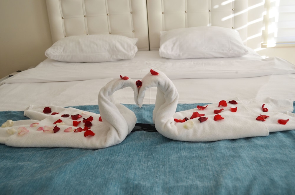 Taksim Tulip Residence & Otel - Image 11