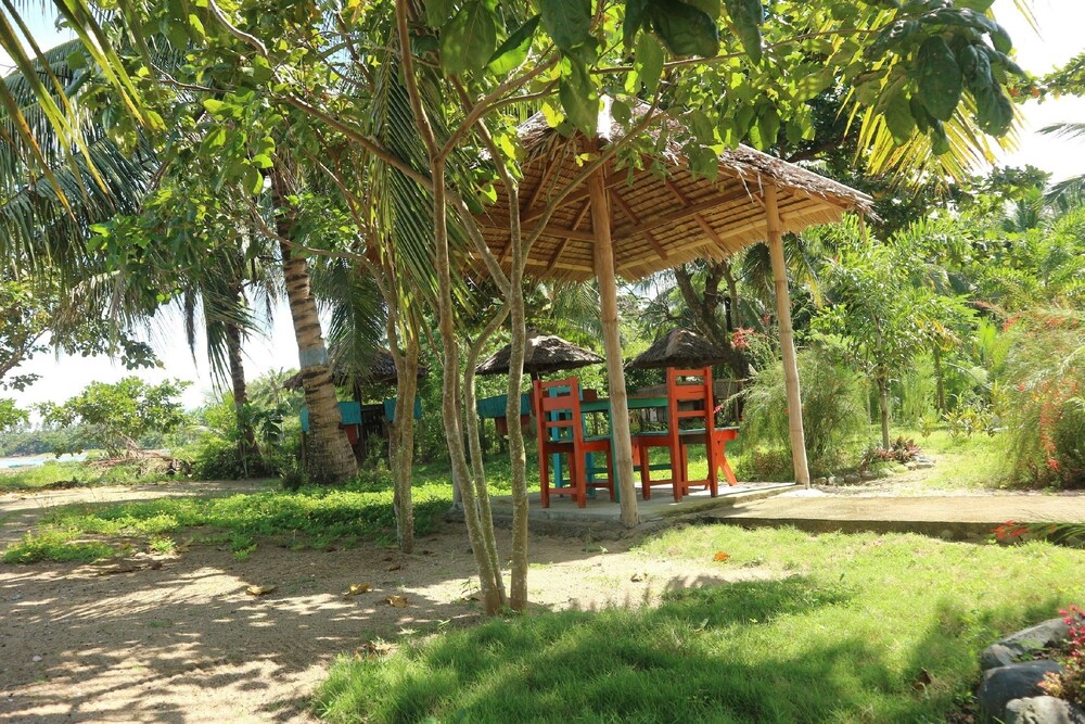 Melrose Beach Resort