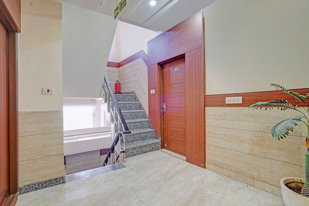 Fabhotel Raj Rajeshwari