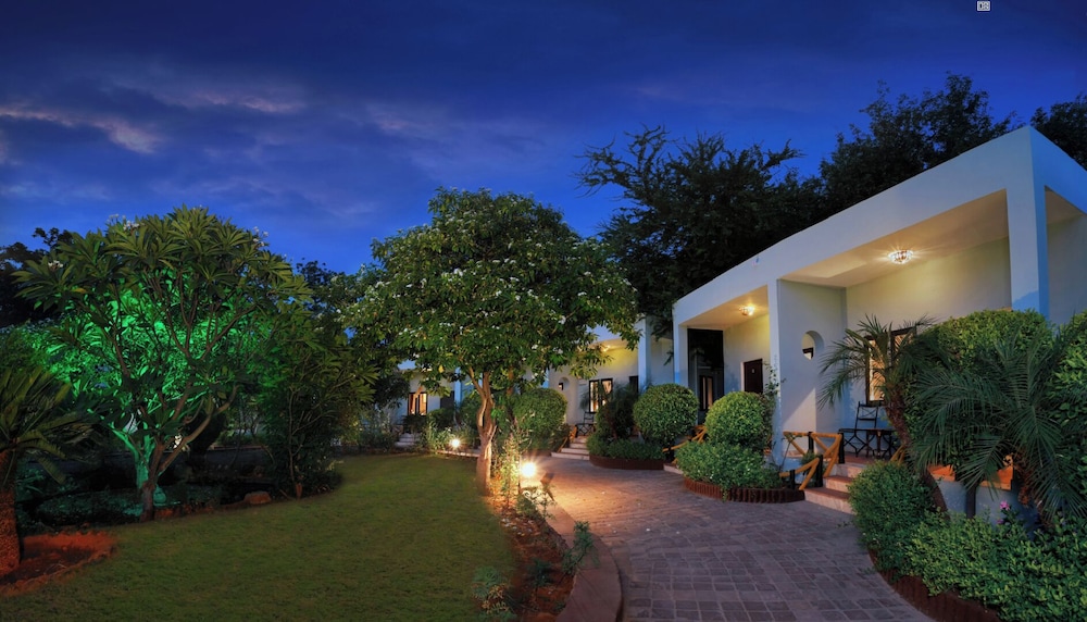 “ The Pugmark “ – A Wildlife Resort”