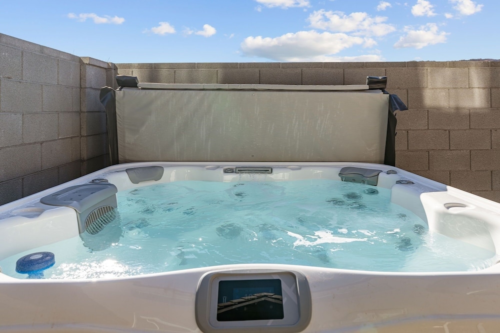 Desert Retreat Near Sand Hollow 4 Bedroom Townhouse