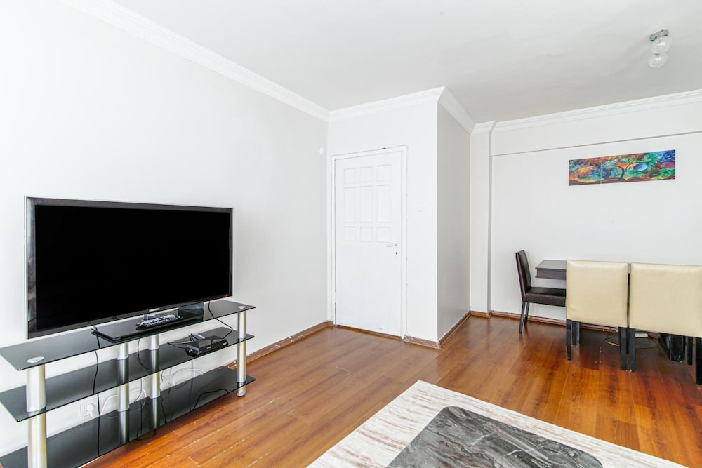 Fully Furnished Comfortable Flat in Sisli