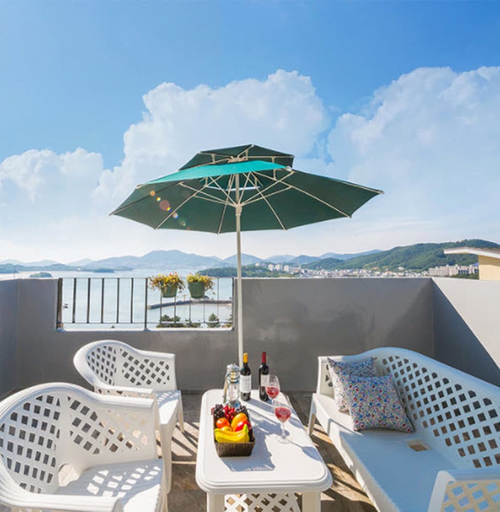 Yeosu Ggotnal Pension