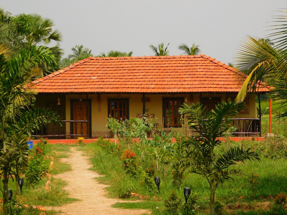 Gram Bangla Retreat