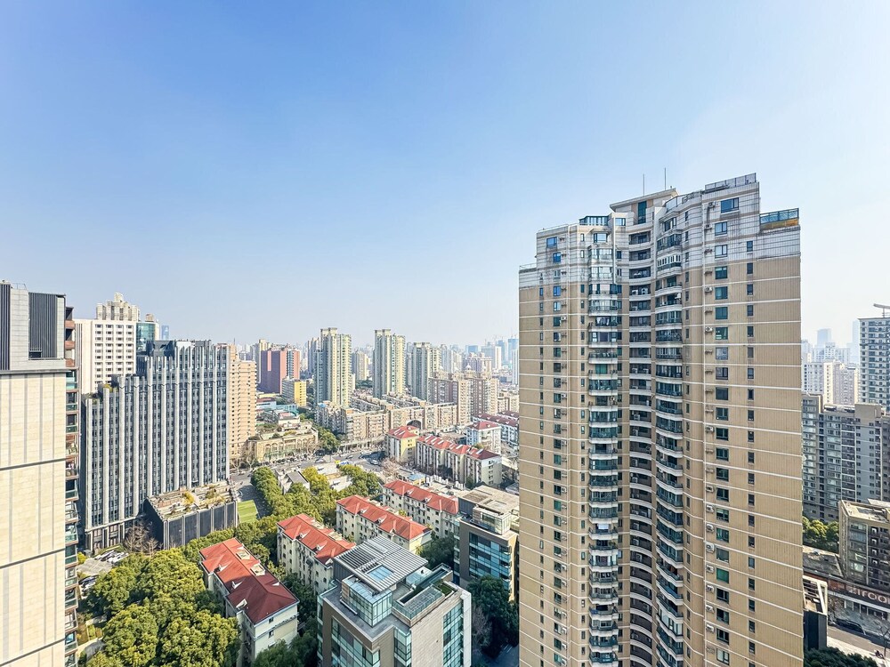 Tyms 2BR 2BA Apt Near MetroCity Line 1 9