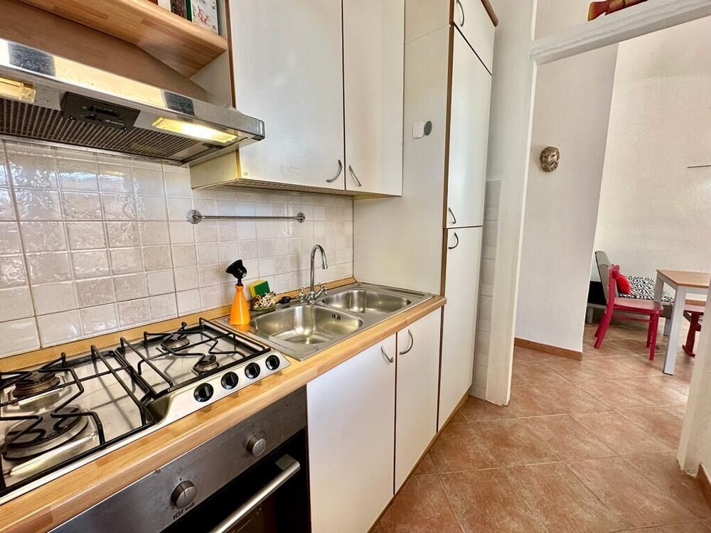 Residence Skipper en San Teodoro — kitchen