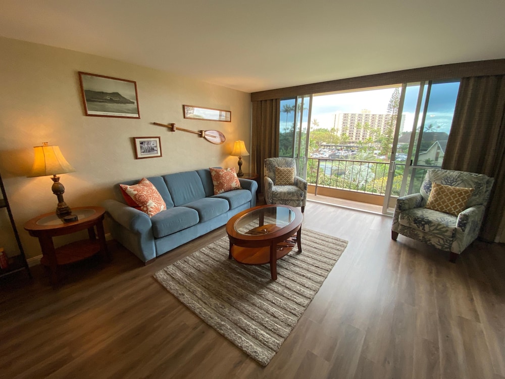 Maui Kaanapali Villas 415 view 3