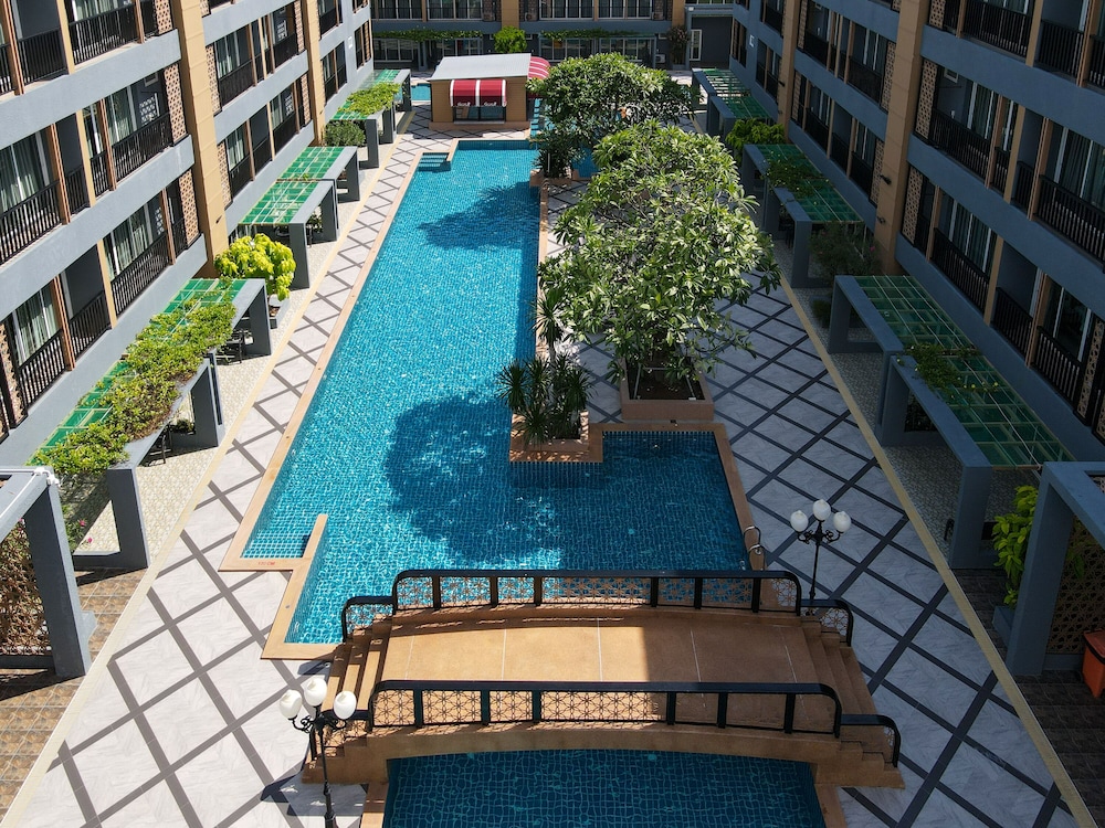 Golden Sea Hua Hin