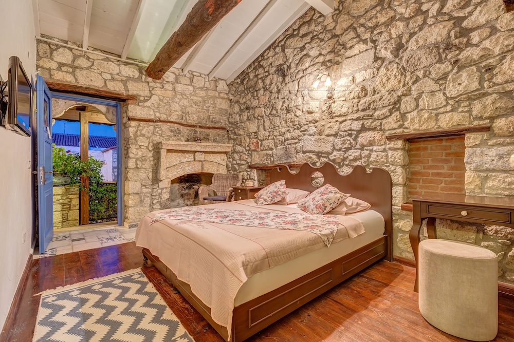 Alacati Eski Ev Hotel - Image 33