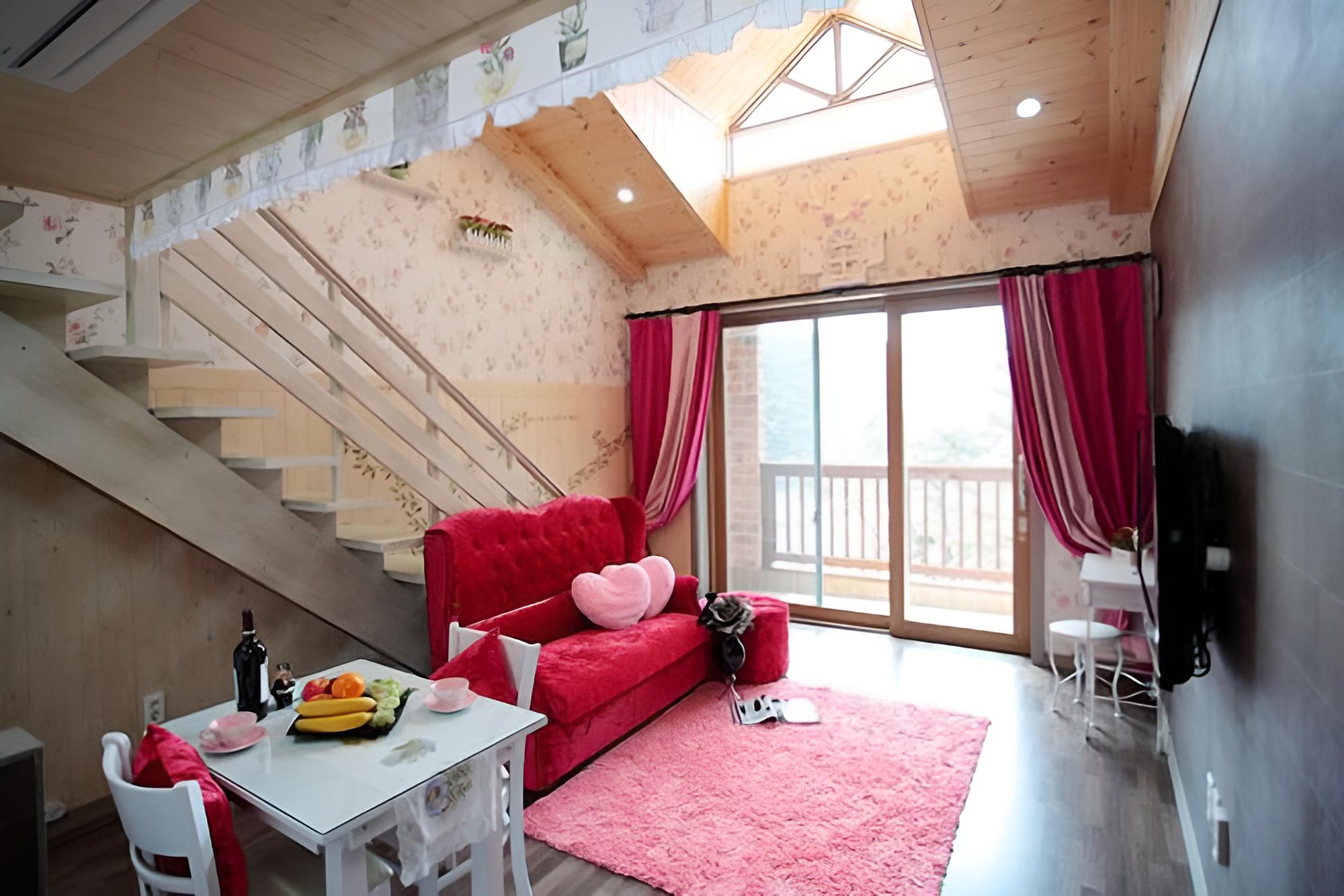 Taean Golden Wave Pension