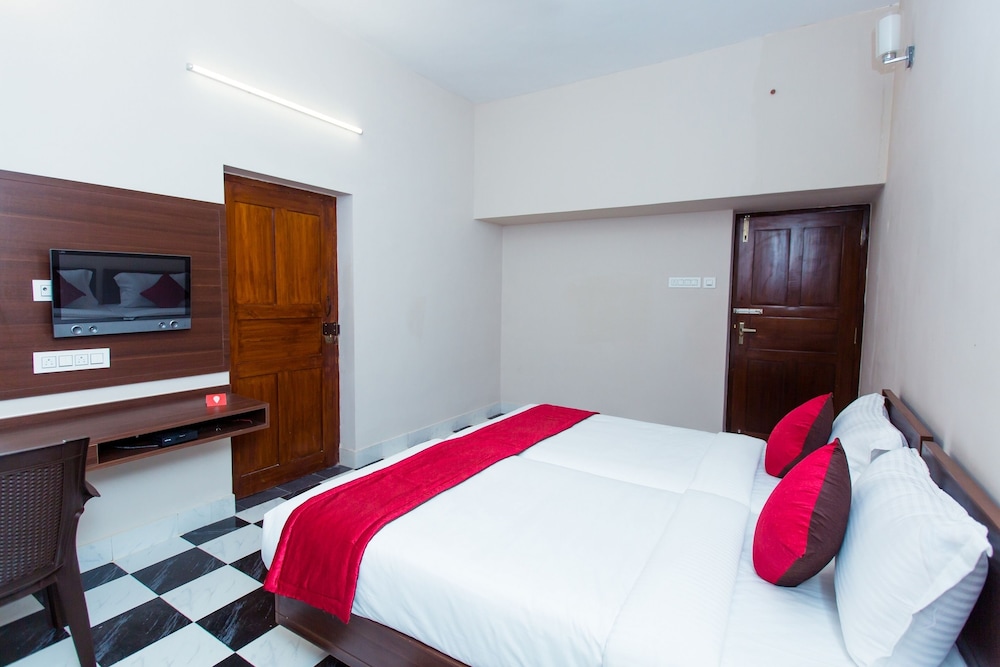 OYO 10789 Hotel Ranga Inn