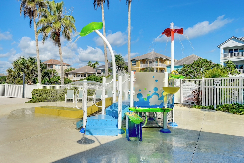 Steps to Beach: Palm Coast Escape w/ Resort Perks!