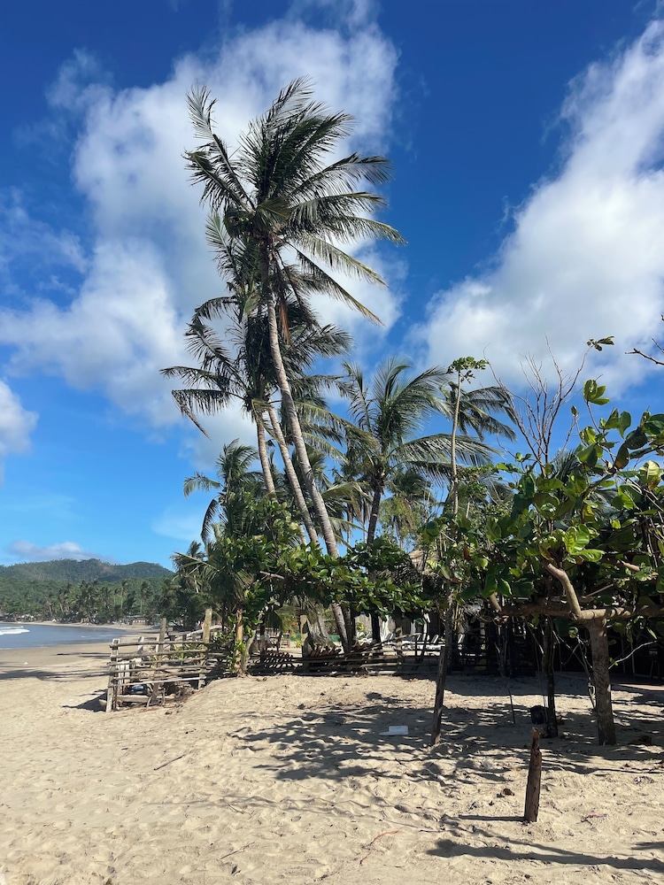 Akoya Beach Park & Cottages
