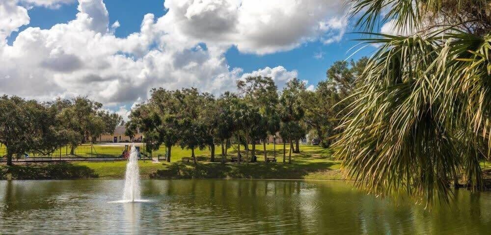 Gorgeous 3Bd Close to Disney @Champions Gate 993