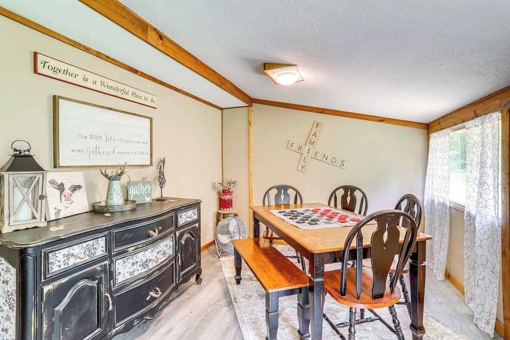 < 1/2 Mi to Lake: Secluded Gem in Cherokee Village