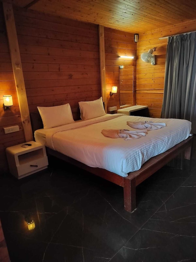 Surf House Beach Resort