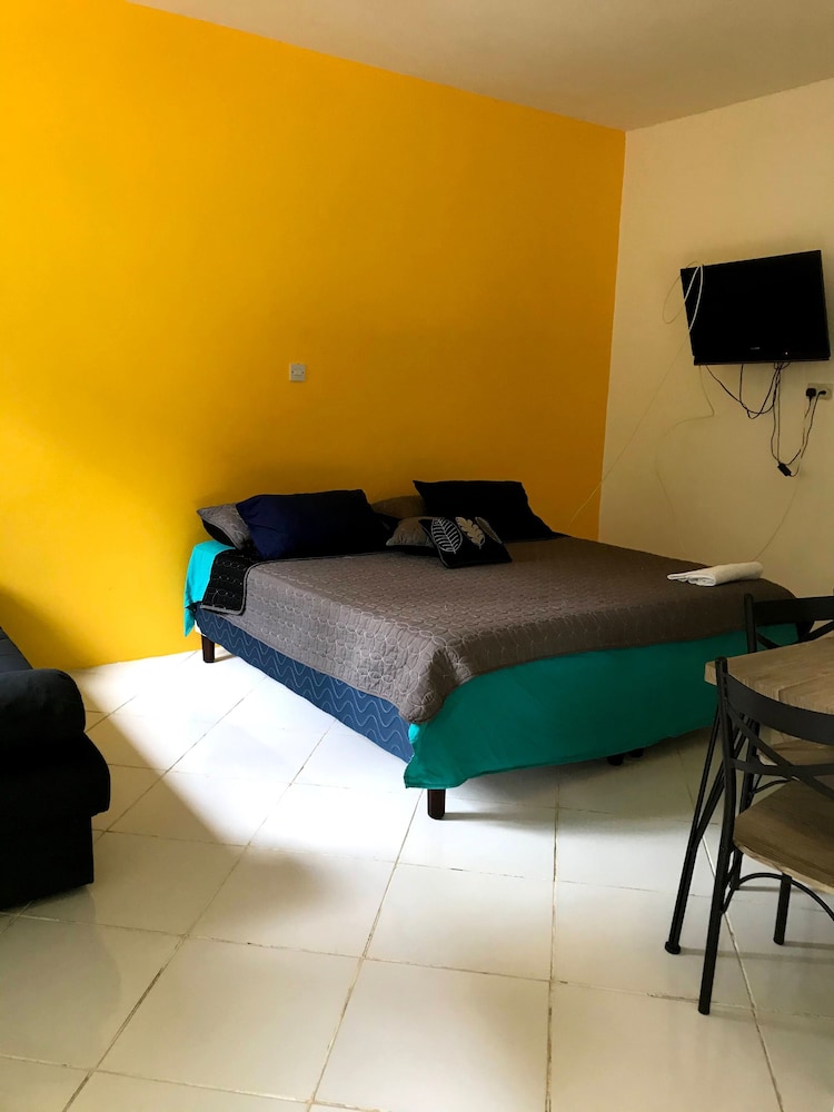 Manchioneal - Private Studio Fully Equipped view 3