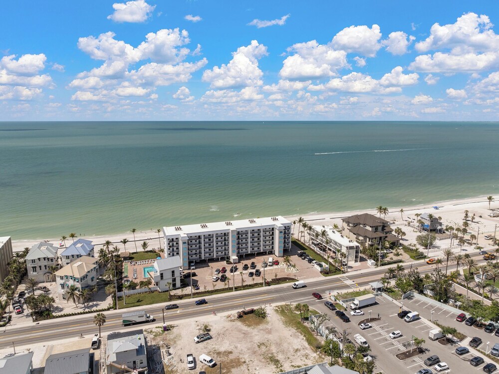 Seaside 1 by Distinctive Beach Rentals