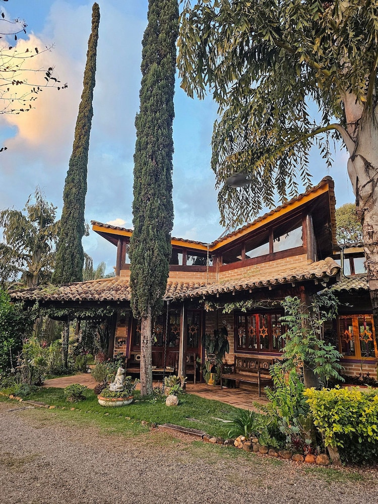Pousada Dharma Luz e Paz