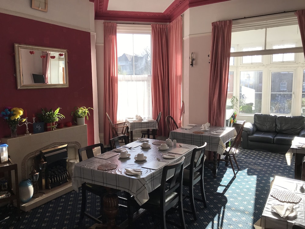 Sunny Lodge Guest House