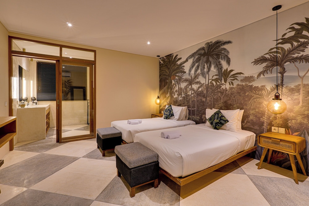 Stylish Canggu Apartment near Berawa Beach